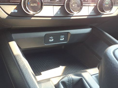 Used 2025 Honda Accord SE image 20