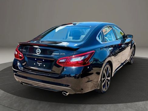Used 2018 Nissan Altima 2.5 SR w/ SR Midnight Edition FWD image 5