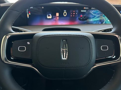 New 2026 Lincoln Nautilus Reserve AWD/4WD image 23