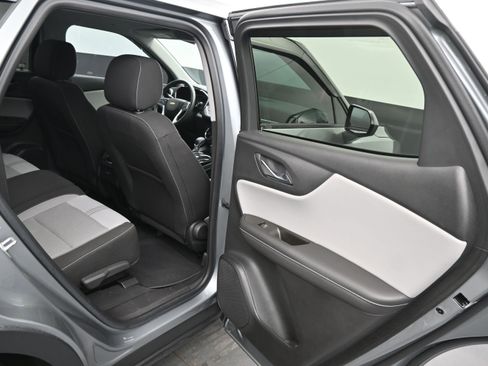 Used 2023 Chevrolet Blazer LT FWD image 12
