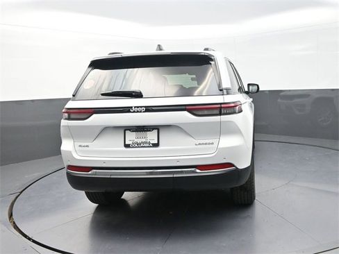 New 2025 Jeep Grand Cherokee Laredo X image 6