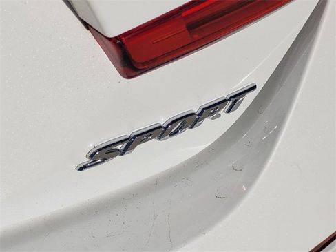 Used 2022 Honda Accord Sport image 8