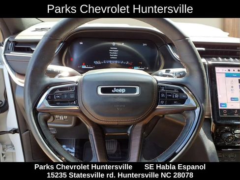 Used 2023 Jeep Grand Cherokee L Summit w/ Advanced Protech Group IV AWD/4WD image 12
