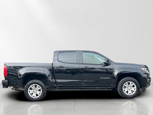 Used 2022 Chevrolet Colorado LT image 2