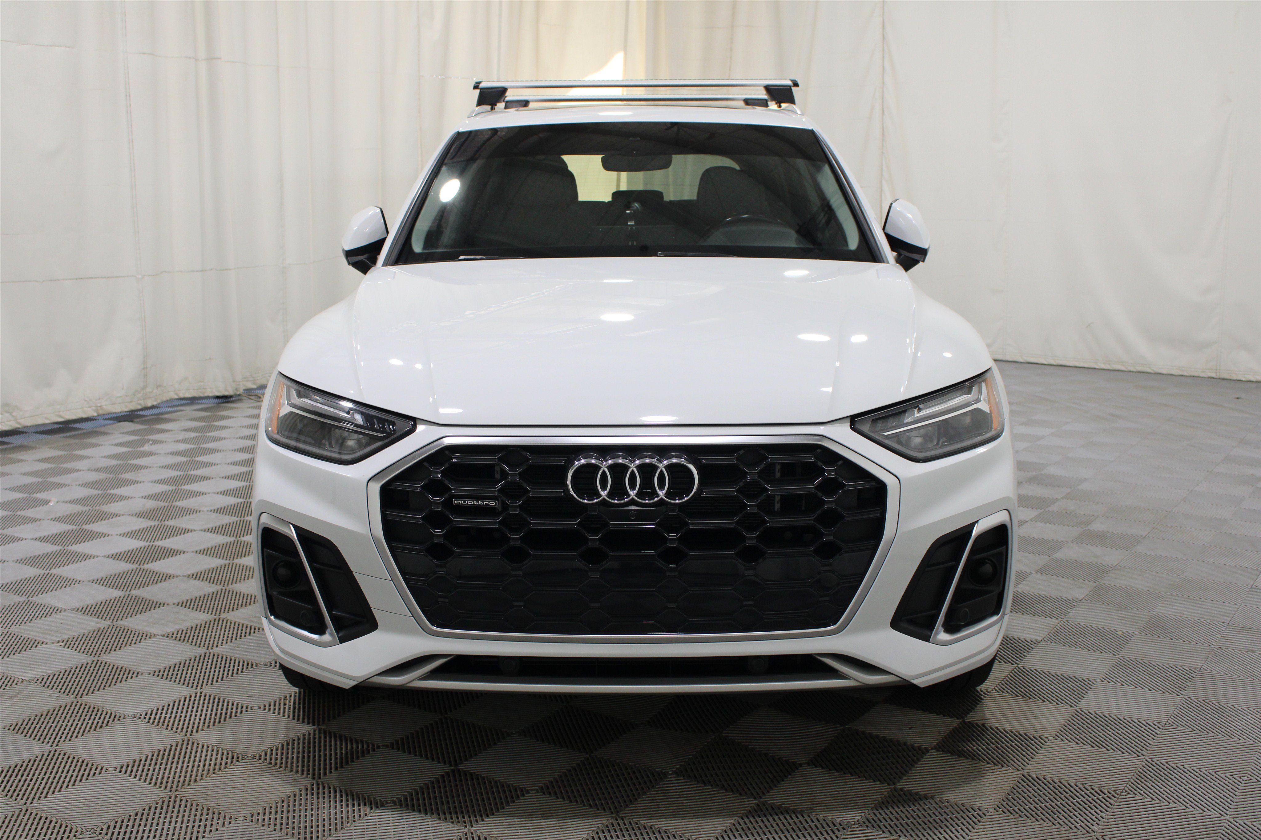 Used 2022 Audi Q5 e Premium Plus AWD/4WD image 37