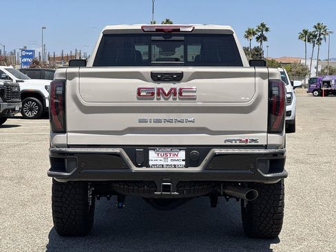 New 2026 GMC Sierra 2500 AT4X AWD/4WD image 4