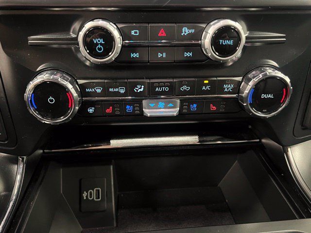 Used 2025 Ford F150 Lariat AWD/4WD image 37