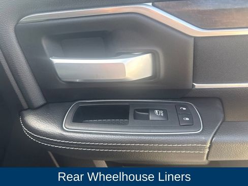 Used 2024 RAM 2500 Big Horn w/ Level 2 Equipment Group AWD/4WD image 39