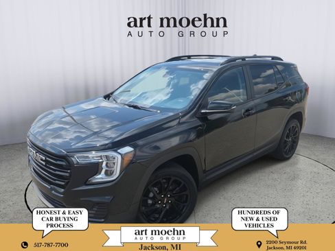 Used 2024 GMC Terrain SLE w/ Driver Convenience Package AWD/4WD image 1