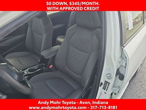 Used 2021 Toyota Corolla LE image 10