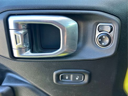 Certified 2024 Jeep Wrangler Sport AWD/4WD image 24