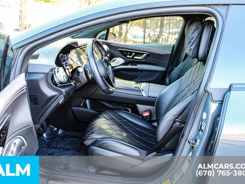 Used 2024 Mercedes-Benz EQS 580 4MATIC Sedan image 17