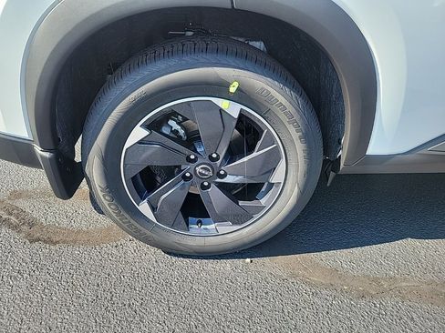 New 2026 Nissan Rogue SV w/ SV Premium Package image 10