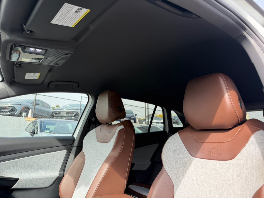 Used 2023 Volkswagen ID.4 Pro RWD image 17
