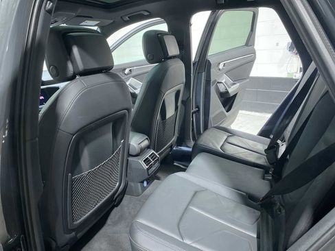 Used 2019 Audi Q3 2.0T Premium image 11