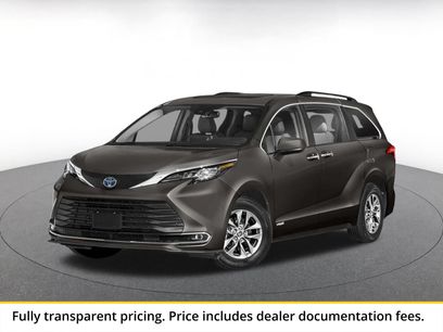 Used 2024 Toyota Sienna XLE