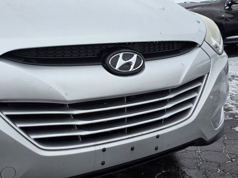 Used 2010 Hyundai Tucson GLS w/ Popular Equipment Pkg 2 image 9