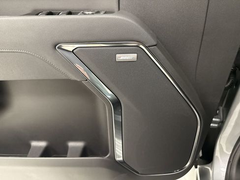 New 2026 GMC Sierra 3500 SLT w/ SLT Convenience Package image 25