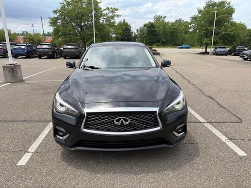 Used 2018 INFINITI Q50 Luxe AWD/4WD image 3