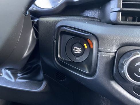 Used 2024 Jeep Wrangler Unlimited Rubicon 4xe AWD/4WD image 31