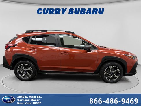 Used 2024 Subaru Crosstrek 2.0i Premium image 6