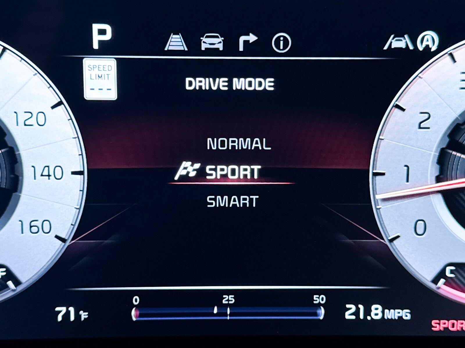 Used 2024 Kia Sportage SX FWD image 11