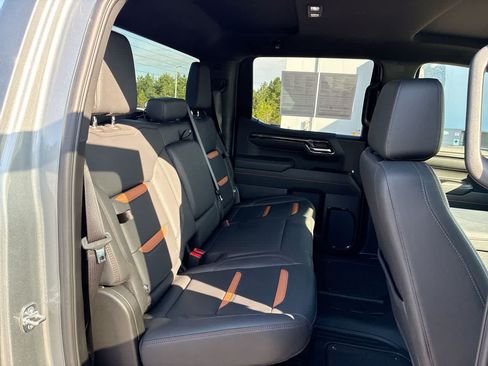 Used 2025 GMC Sierra 1500 AT4 AWD/4WD image 27