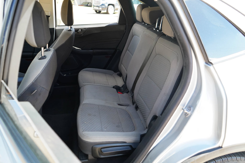 Used 2022 Ford Escape SE FWD image 9