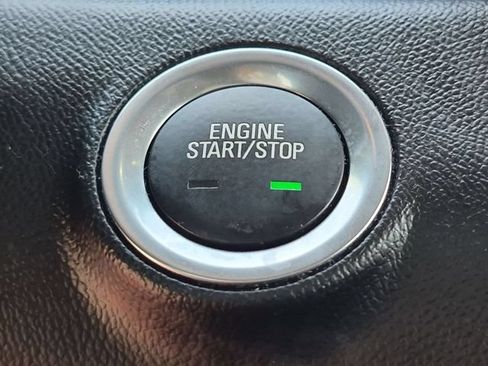 Certified 2024 GMC Terrain SLE w/ Driver Convenience Package AWD/4WD image 16