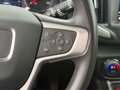 Used 2023 GMC Terrain SLE w/ Driver Convenience Package image 21