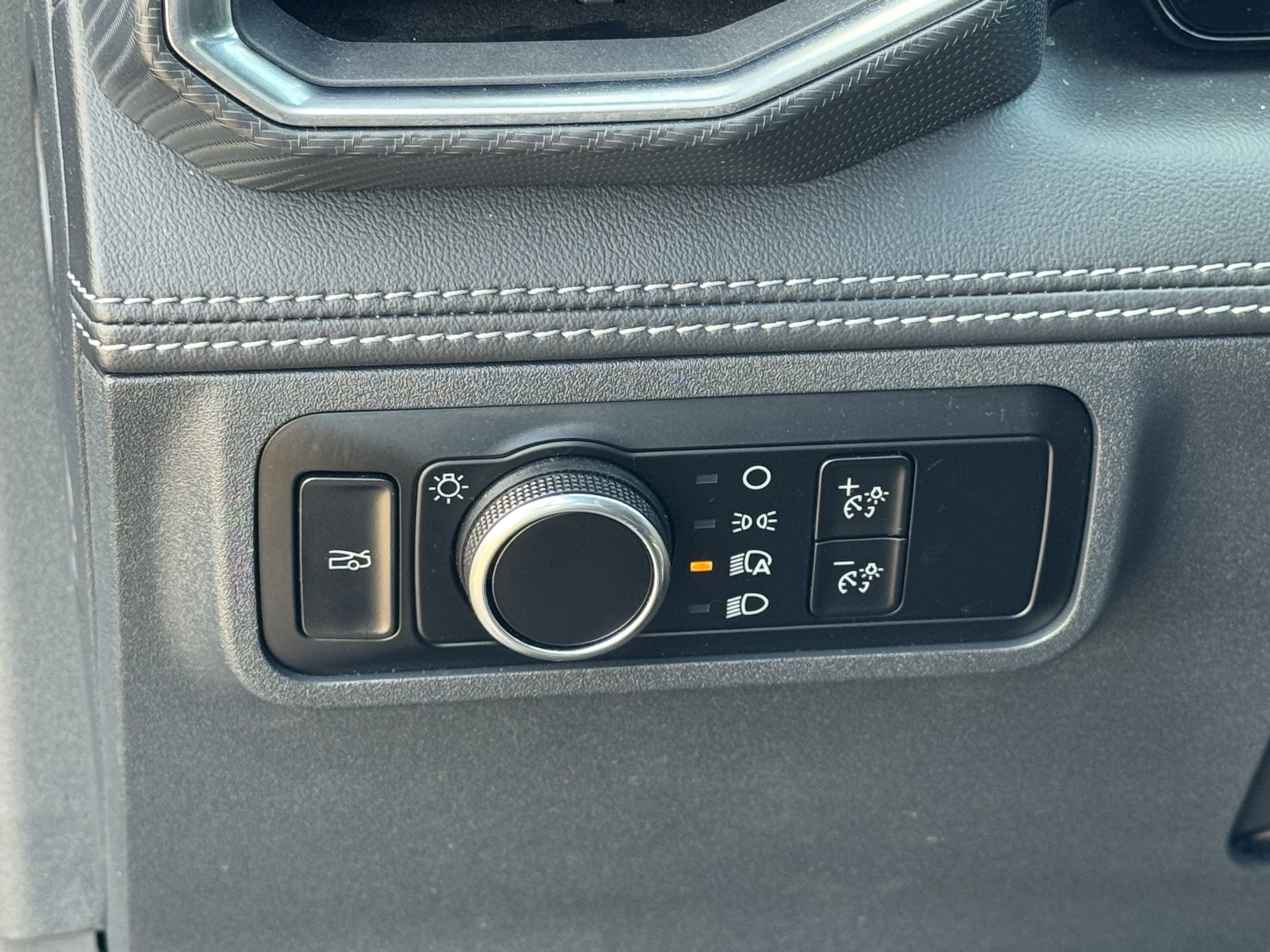 Used 2024 Ford Mustang GT Premium RWD image 15