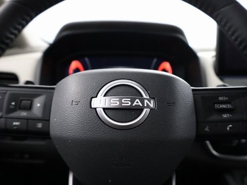 Certified 2025 Nissan Rogue SL image 14