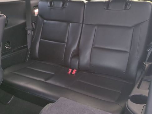 Certified 2021 Ford Explorer XLT w/ Equipment Group 202A image 25