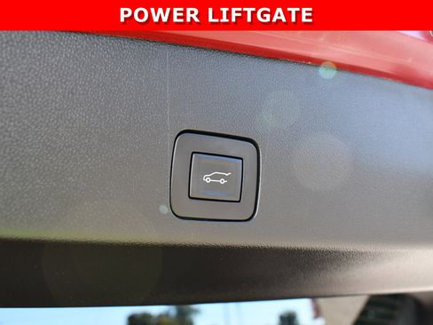 Used 2023 Buick Encore GX Select w/ Sport Touring Package image 11