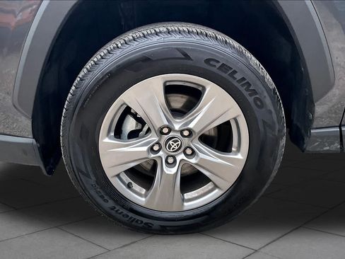 Used 2024 Toyota RAV4 XLE FWD image 11
