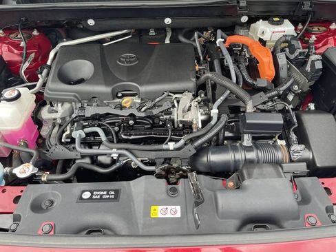 Used 2020 Toyota RAV4 LE AWD/4WD image 11
