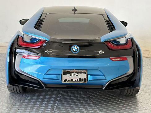 Used 2015 BMW i8 AWD/4WD image 10