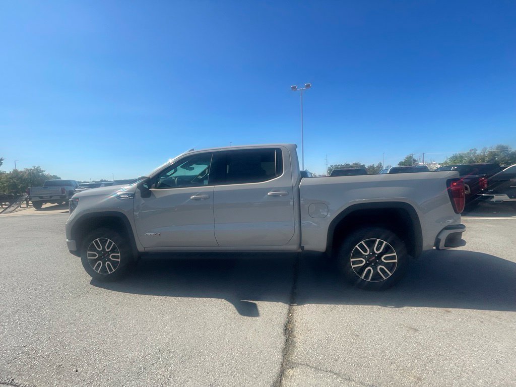 New 2026 GMC Sierra 1500 AT4 w/ AT4 Premium Package AWD/4WD image 10