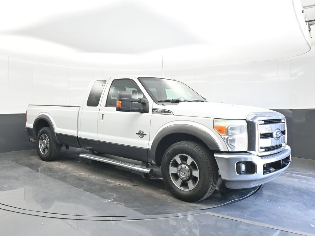 Used 2011 Ford F250 Lariat w/ Lariat Interior Pkg RWD image 4