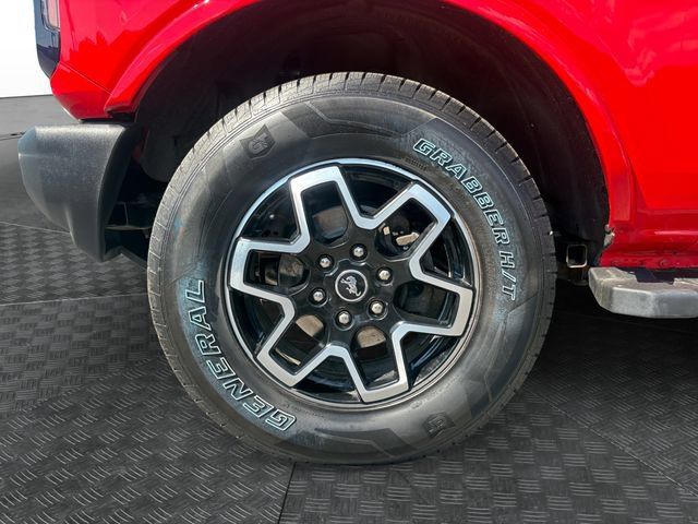 Used 2022 Ford Bronco Outer Banks AWD/4WD image 14