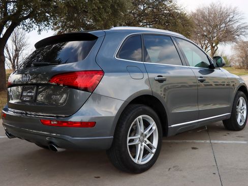 Used 2016 Audi Q5 2.0T Premium Plus w/ Technology Package image 7