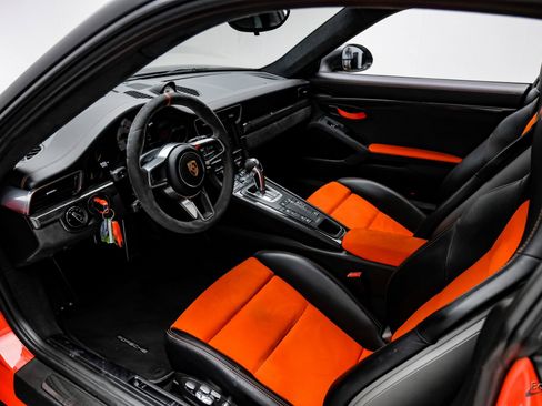 Used 2016 Porsche 911 GT3 RS image 38