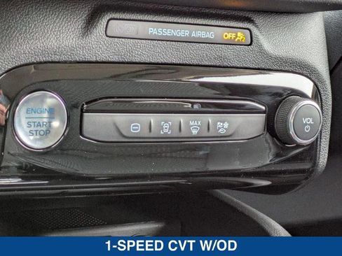 New 2025 Ford Escape SE image 50