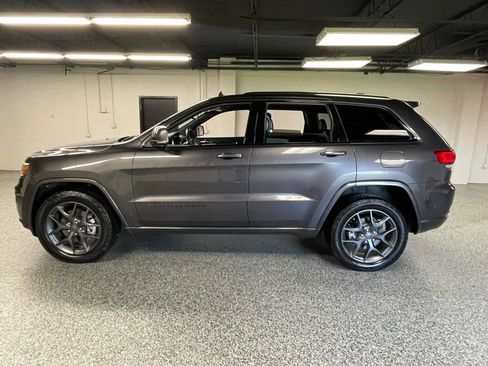 Used 2021 Jeep Grand Cherokee Limited w/ Quick Order Package 2GK 80th AWD/4WD image 12