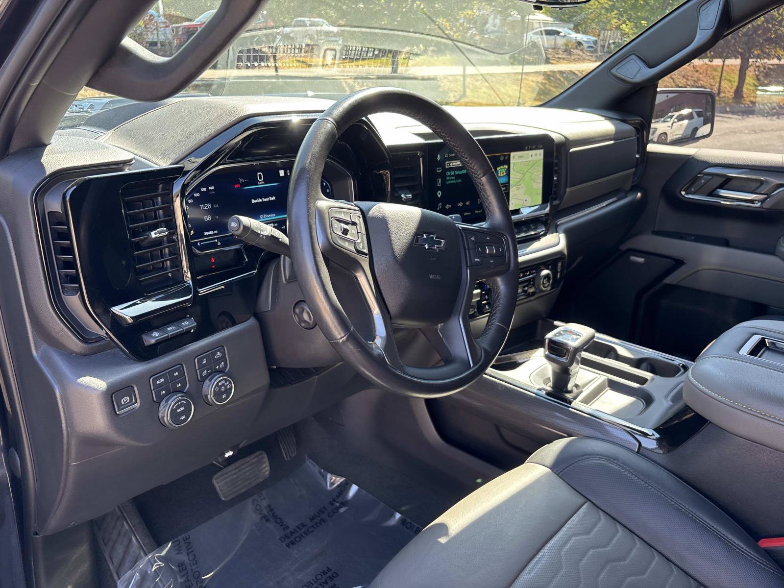 Used 2022 Chevrolet Silverado 1500 ZR2 w/ Technology Package AWD/4WD image 18