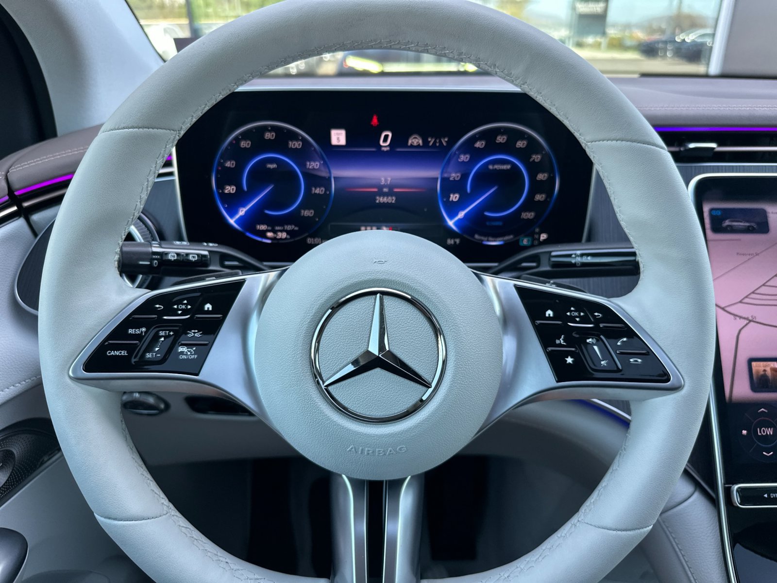 Certified 2023 Mercedes-Benz EQE 500 4MATIC SUV image 28