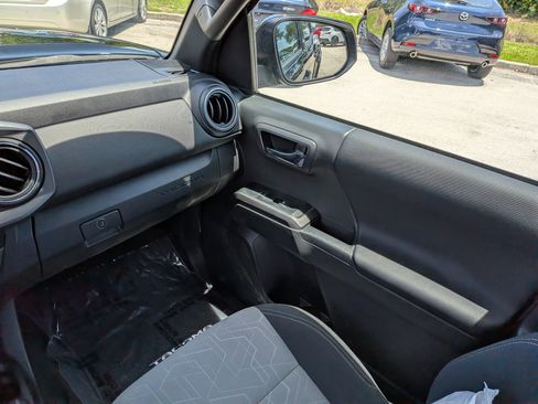 Used 2023 Toyota Tacoma TRD Sport RWD image 16