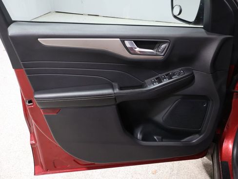 Used 2021 Ford Escape SE w/ Convenience Package image 12