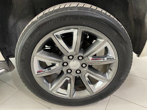 Used 2015 Chevrolet Tahoe LTZ image 13