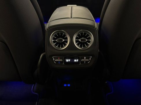 Used 2025 Mercedes-Benz G 63 AMG AMG G 63 image 33